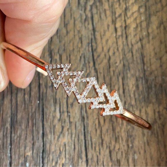 Stella & Dot bracelet - Picture 9 of 9